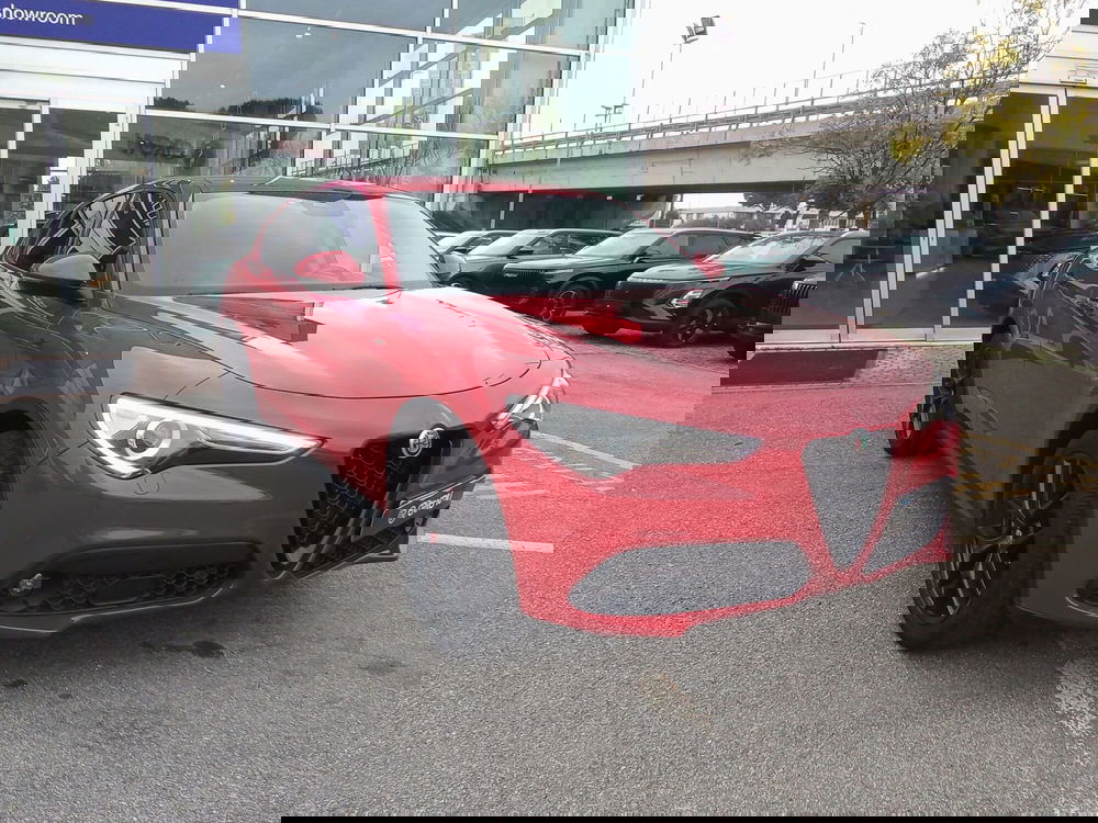 Alfa Romeo Stelvio usata a Rimini (2)