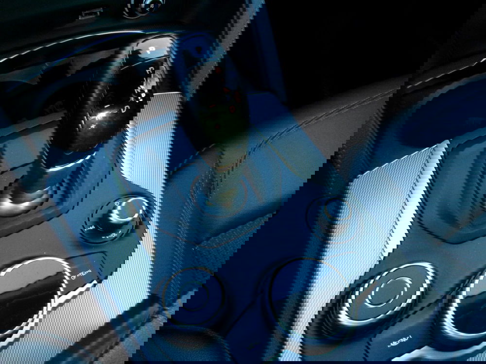 Alfa Romeo Stelvio usata a Venezia (15)