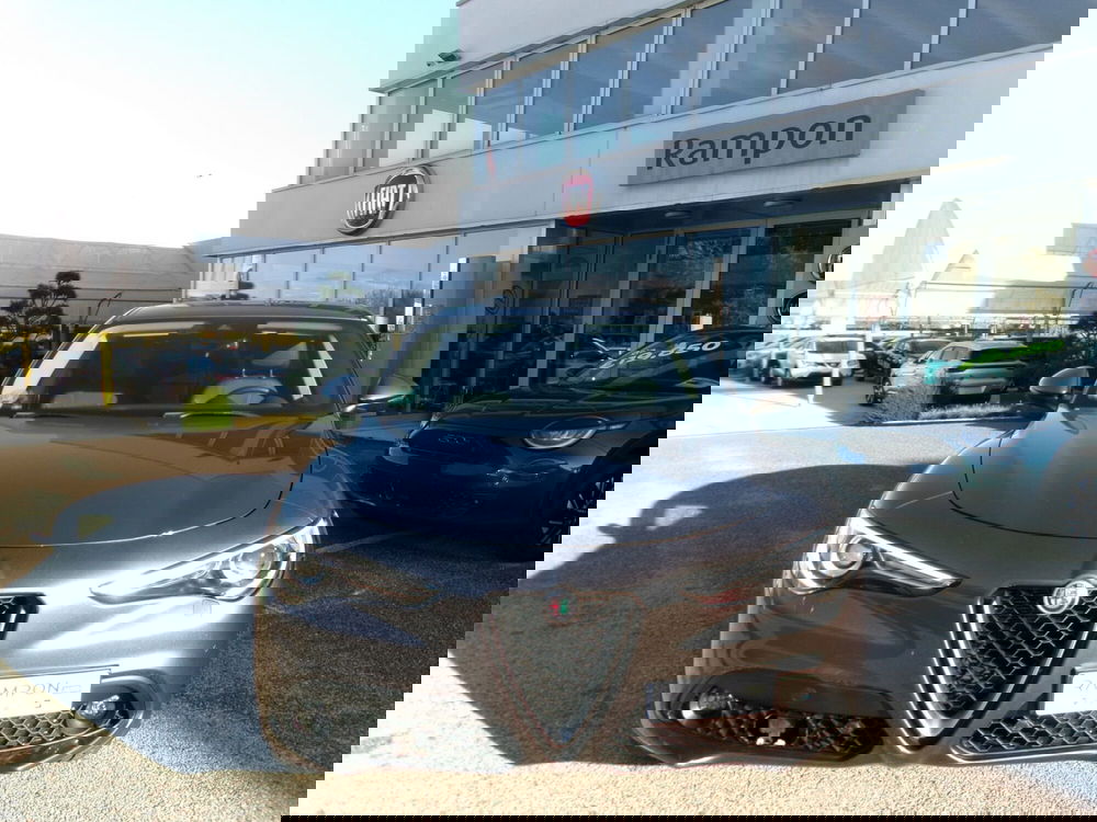 Alfa Romeo Stelvio usata a Venezia (7)