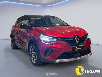 Renault Captur Mild Hybrid 140 CV Intens del 2021 usata a Milano