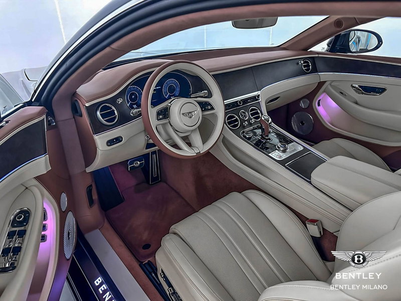 Bentley Continental GT nuova a Milano (10)