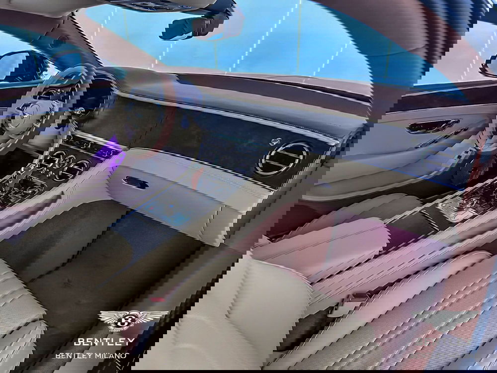 Bentley Continental GT nuova a Milano (14)