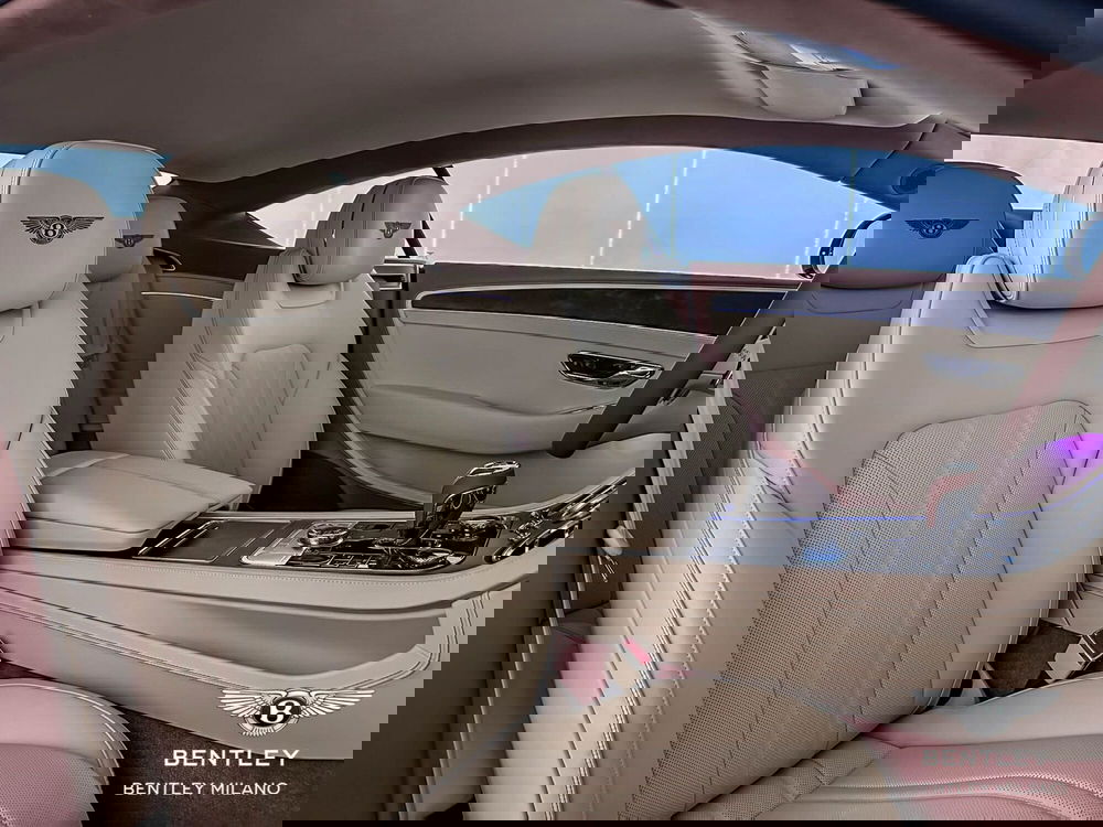 Bentley Continental GT nuova a Milano (15)