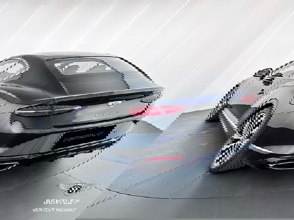Bentley Continental GT nuova a Milano (5)