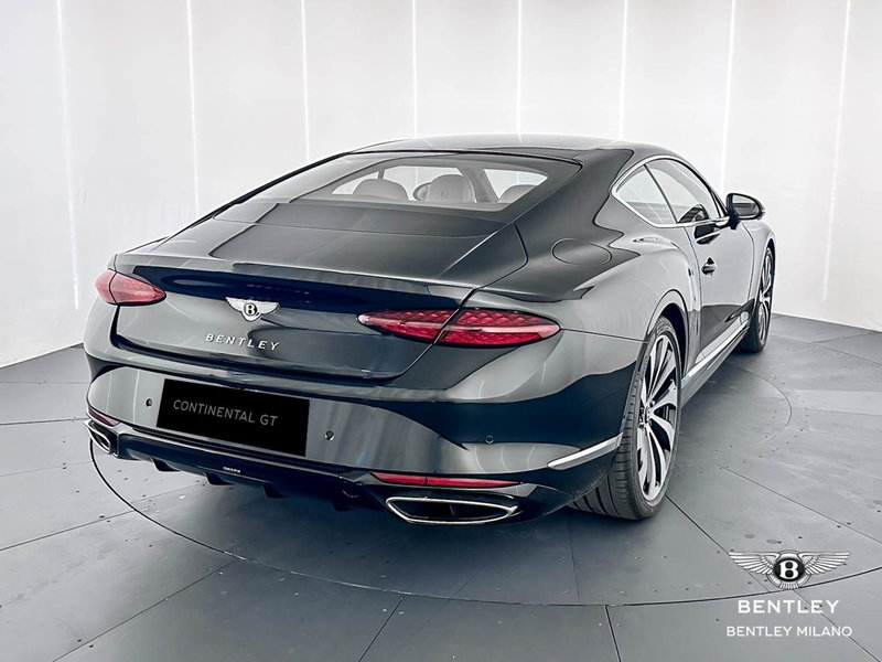 Bentley Continental GT nuova a Milano (7)