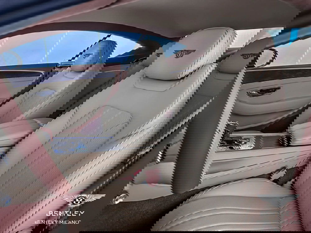 Bentley Continental GT nuova a Milano (9)