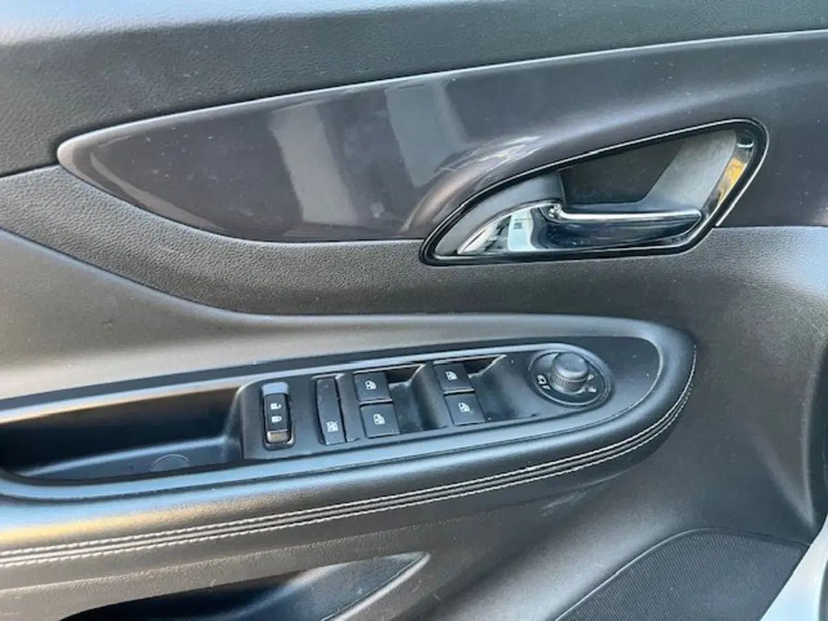 Opel Mokka usata a Brescia (17)