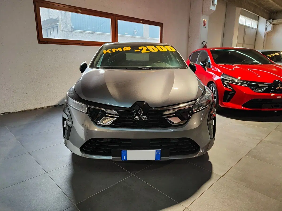 Mitsubishi Colt nuova a Torino (2)