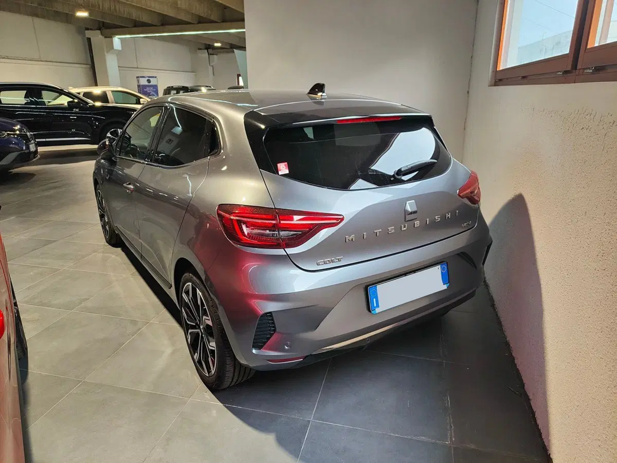 Mitsubishi Colt nuova a Torino (4)