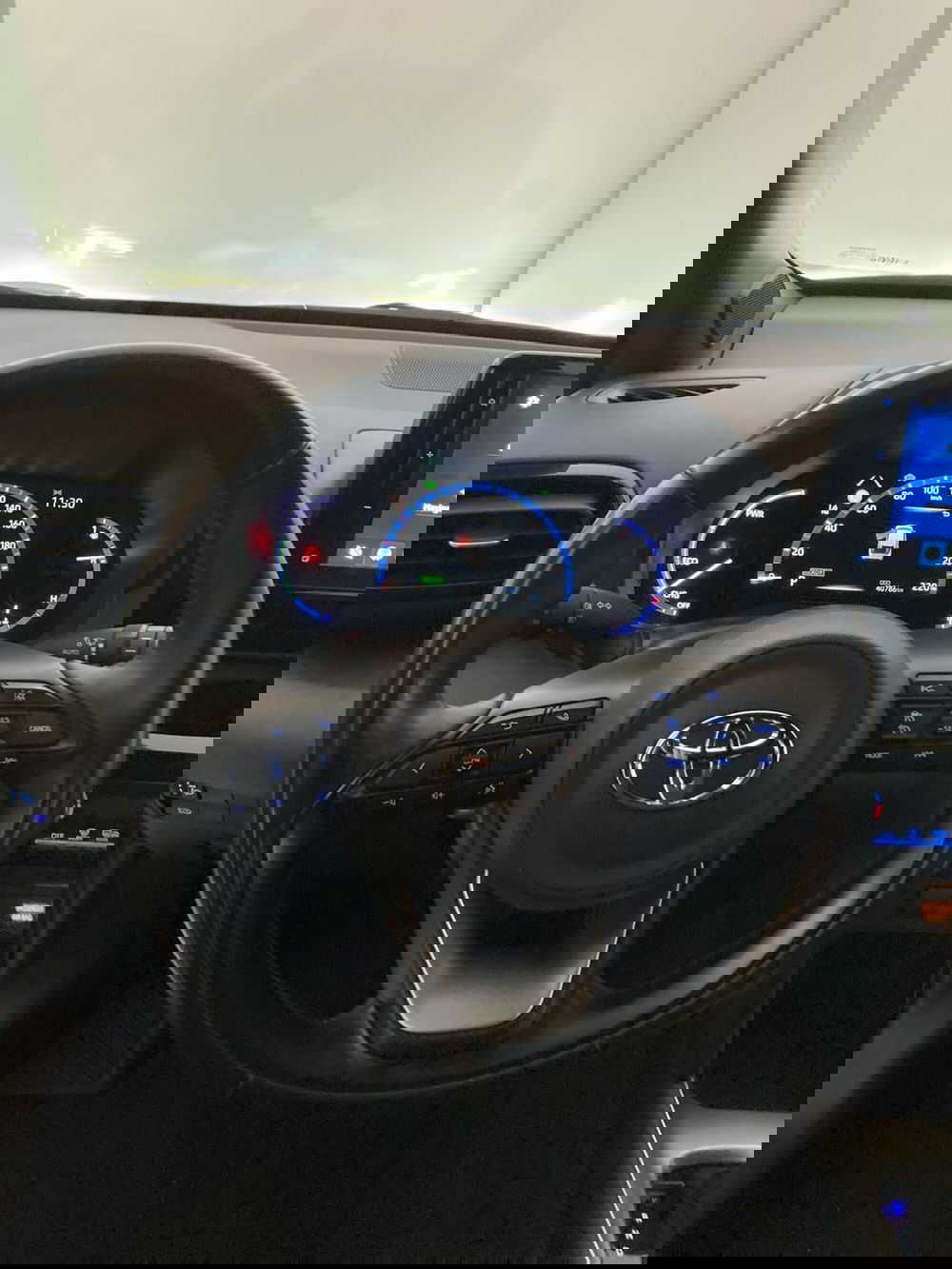 Toyota Yaris Cross usata a Barletta-Andria-Trani (11)