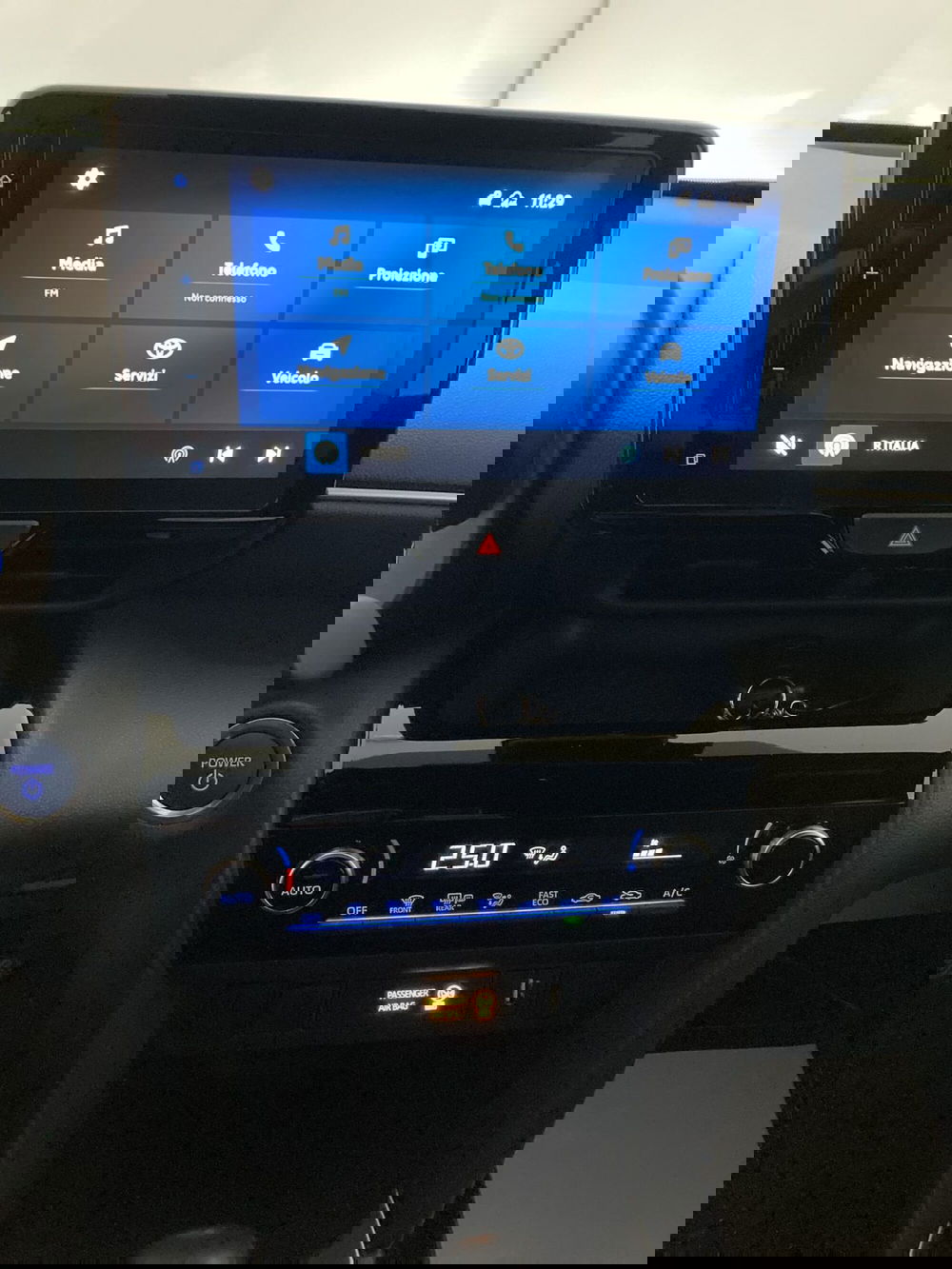 Toyota Yaris Cross usata a Barletta-Andria-Trani (13)