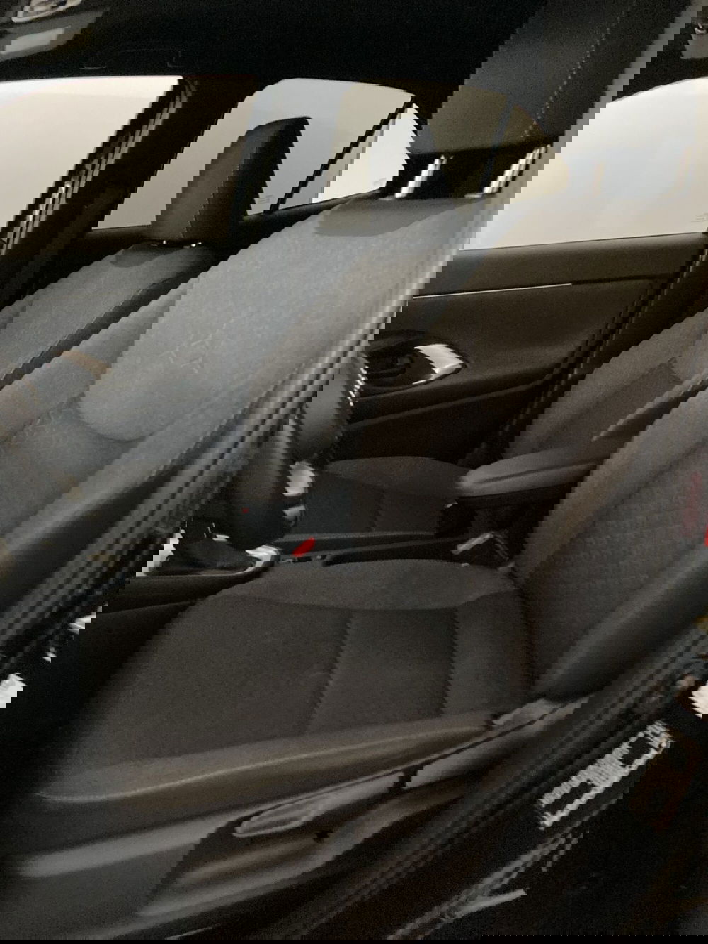 Toyota Yaris Cross usata a Barletta-Andria-Trani (9)