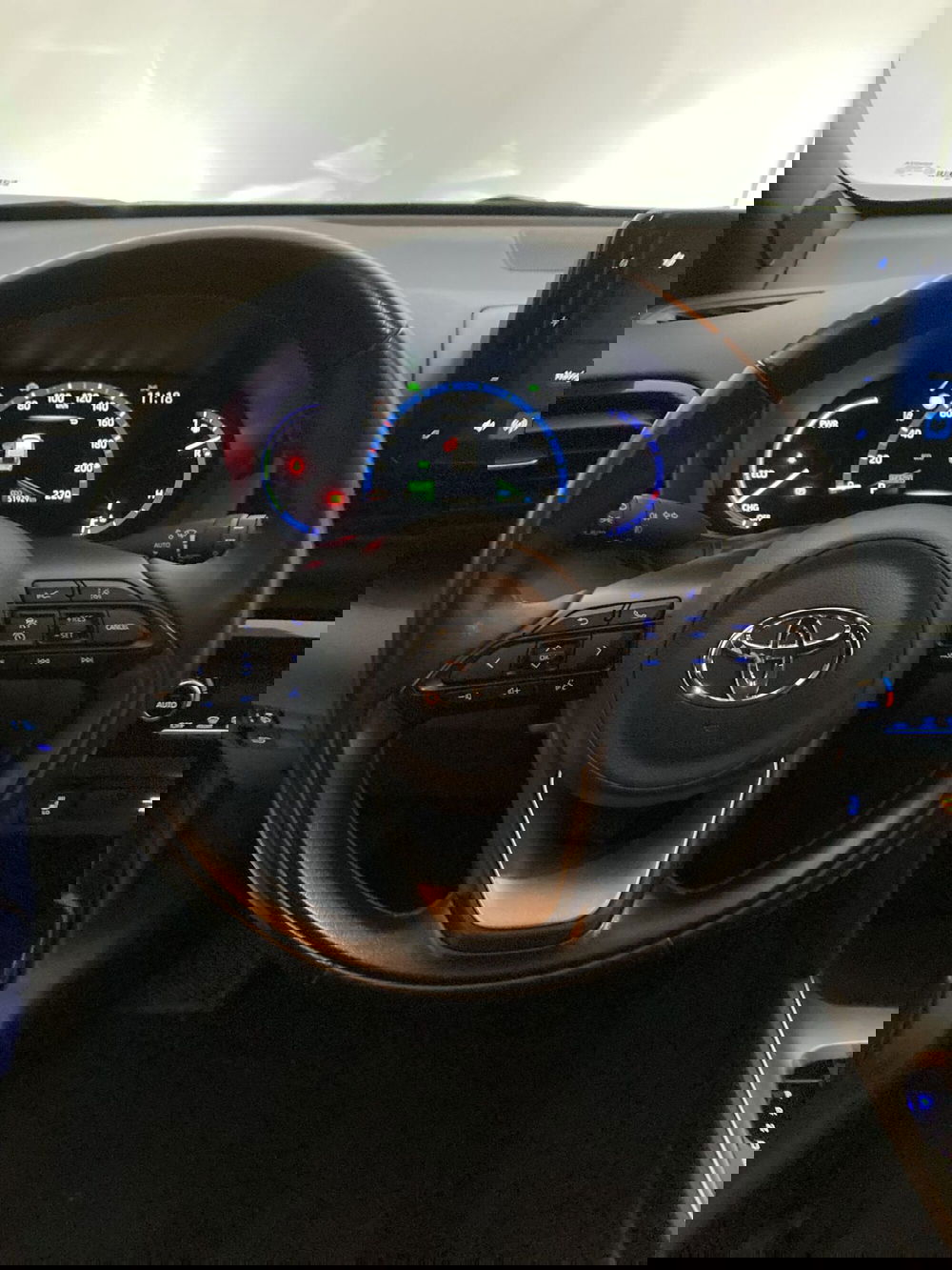 Toyota Yaris Cross usata a Barletta-Andria-Trani (10)