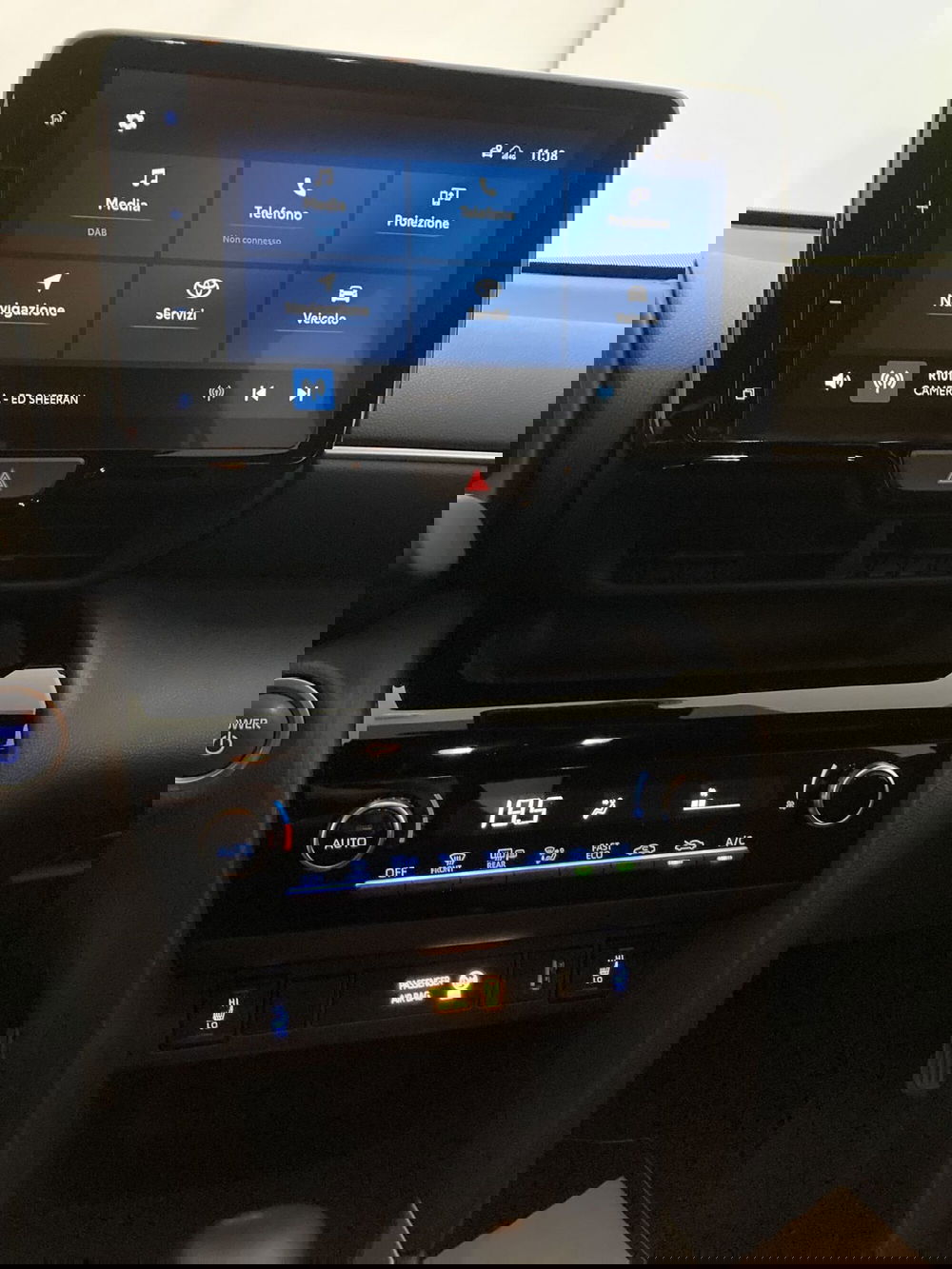 Toyota Yaris Cross usata a Barletta-Andria-Trani (12)