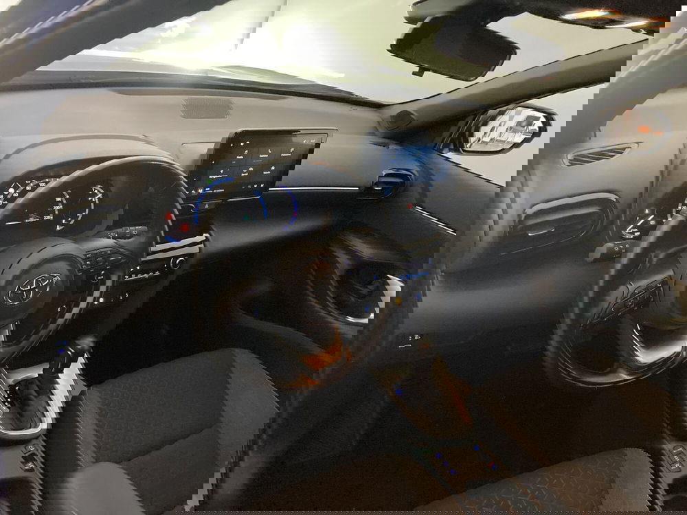 Toyota Yaris Cross usata a Barletta-Andria-Trani (9)