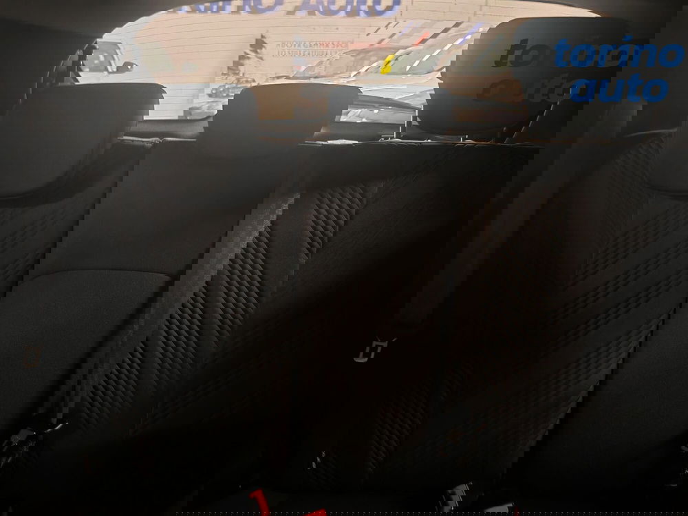 Lancia Ypsilon usata a Torino (19)