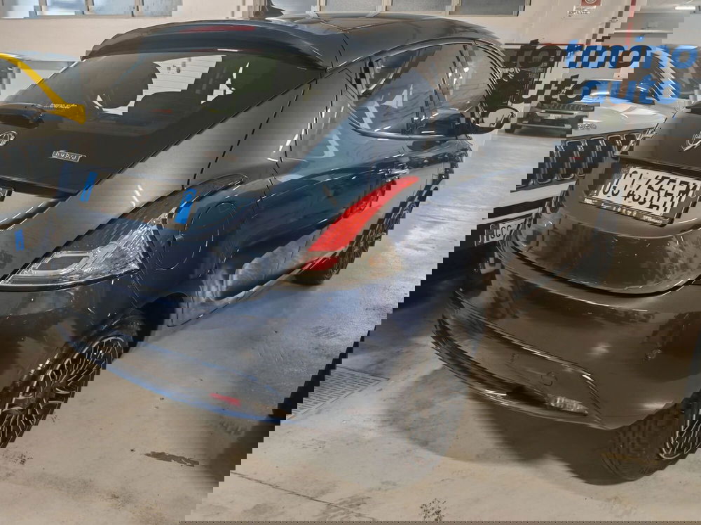 Lancia Ypsilon usata a Torino (4)