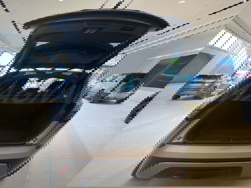 Land Rover Range Rover Velar usata a Forlì-Cesena (9)