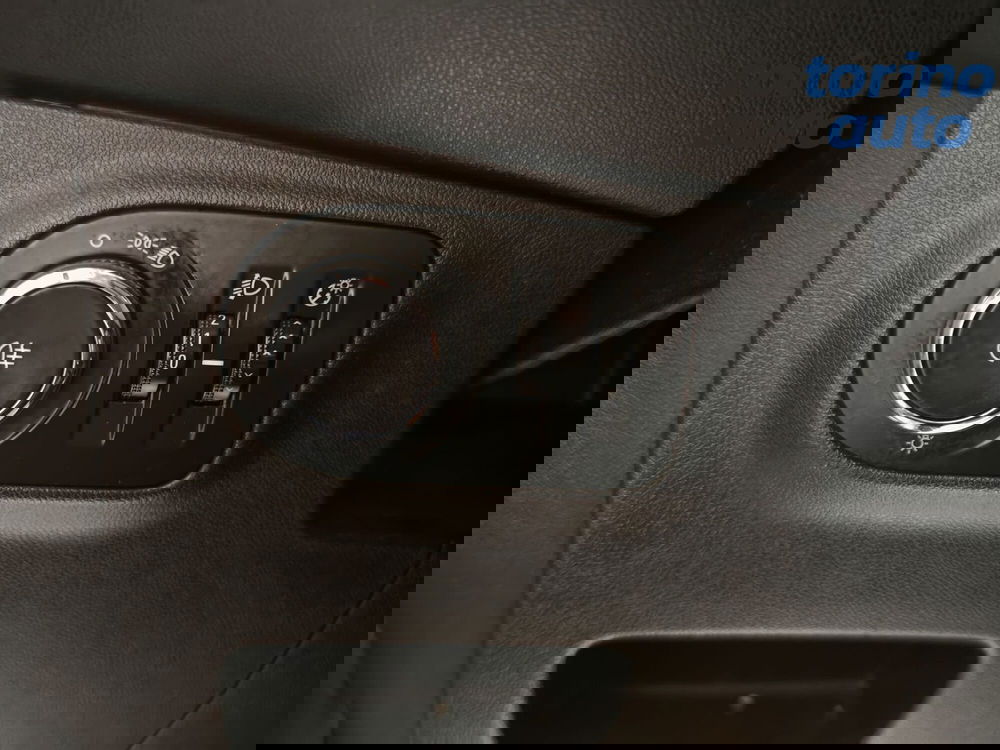 Opel Corsa usata a Torino (14)