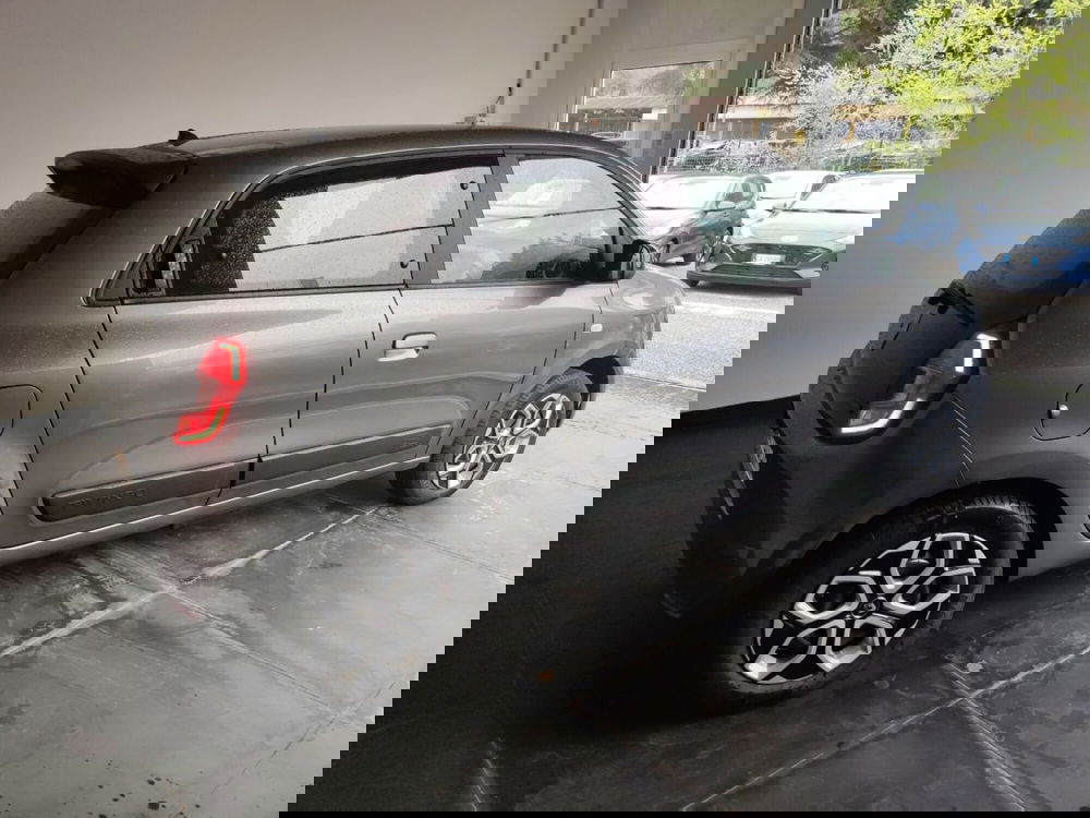 Renault Twingo nuova a Roma (6)