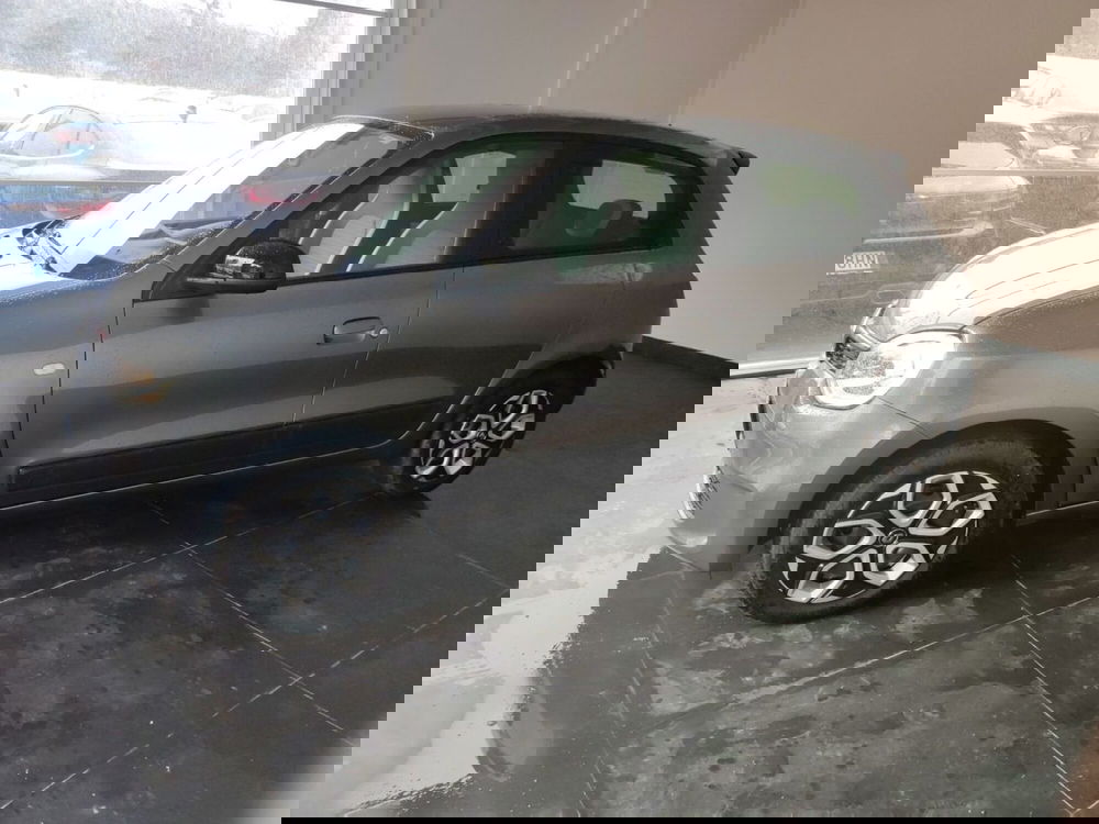 Renault Twingo nuova a Roma (8)