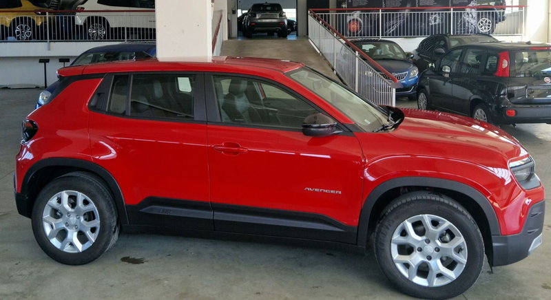 Jeep Avenger usata a Terni (6)