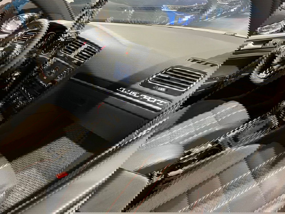 Volkswagen Golf usata a Genova (11)