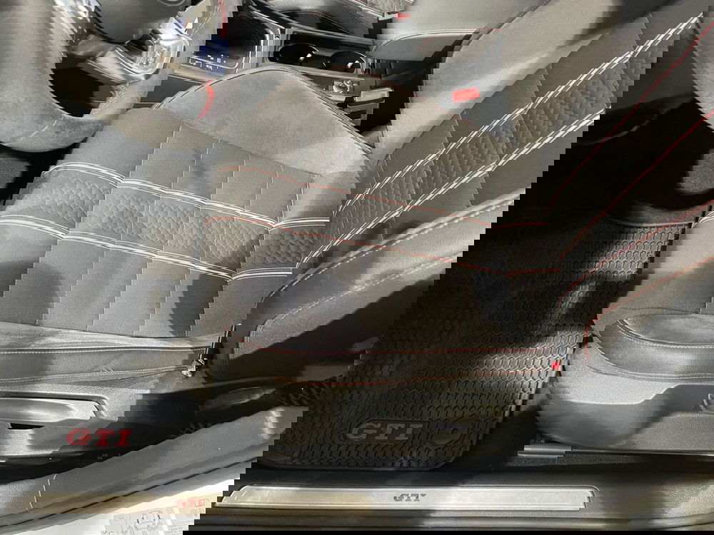 Volkswagen Golf usata a Genova (17)