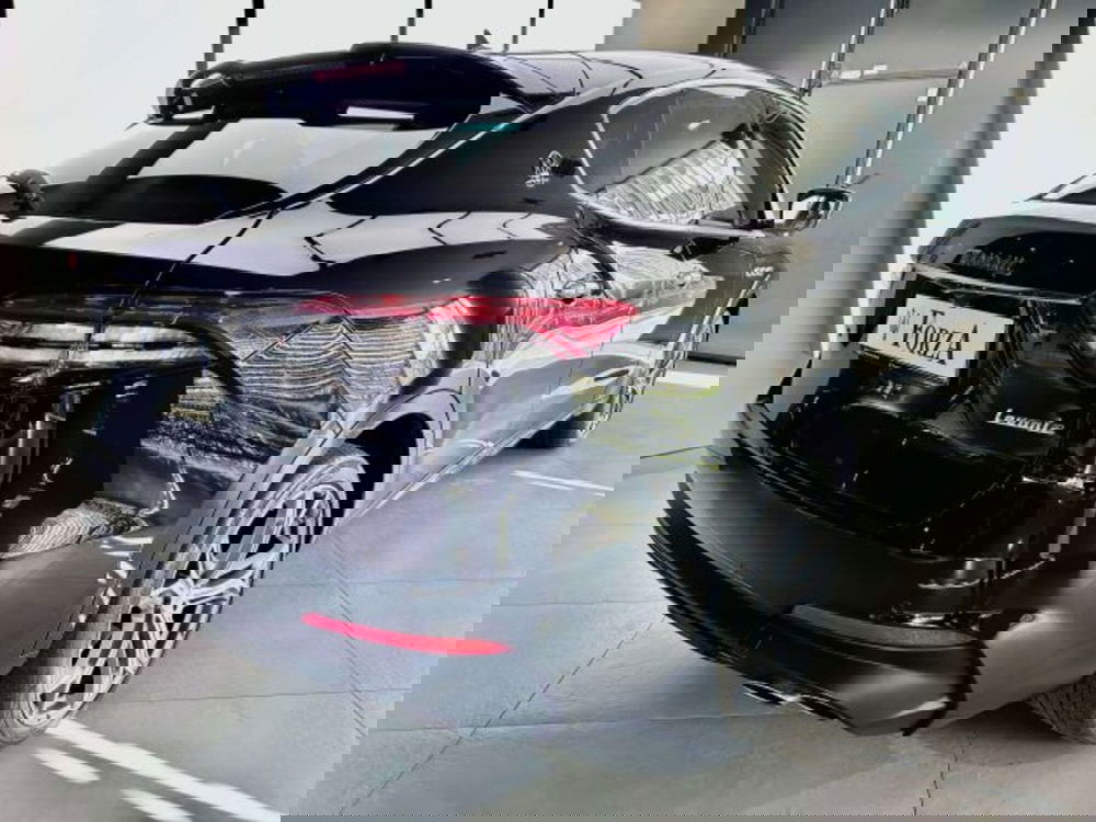 Maserati Levante usata a Torino (6)