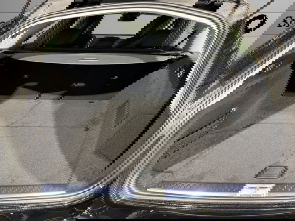 Mercedes-Benz Classe C Station Wagon nuova a Bologna (7)