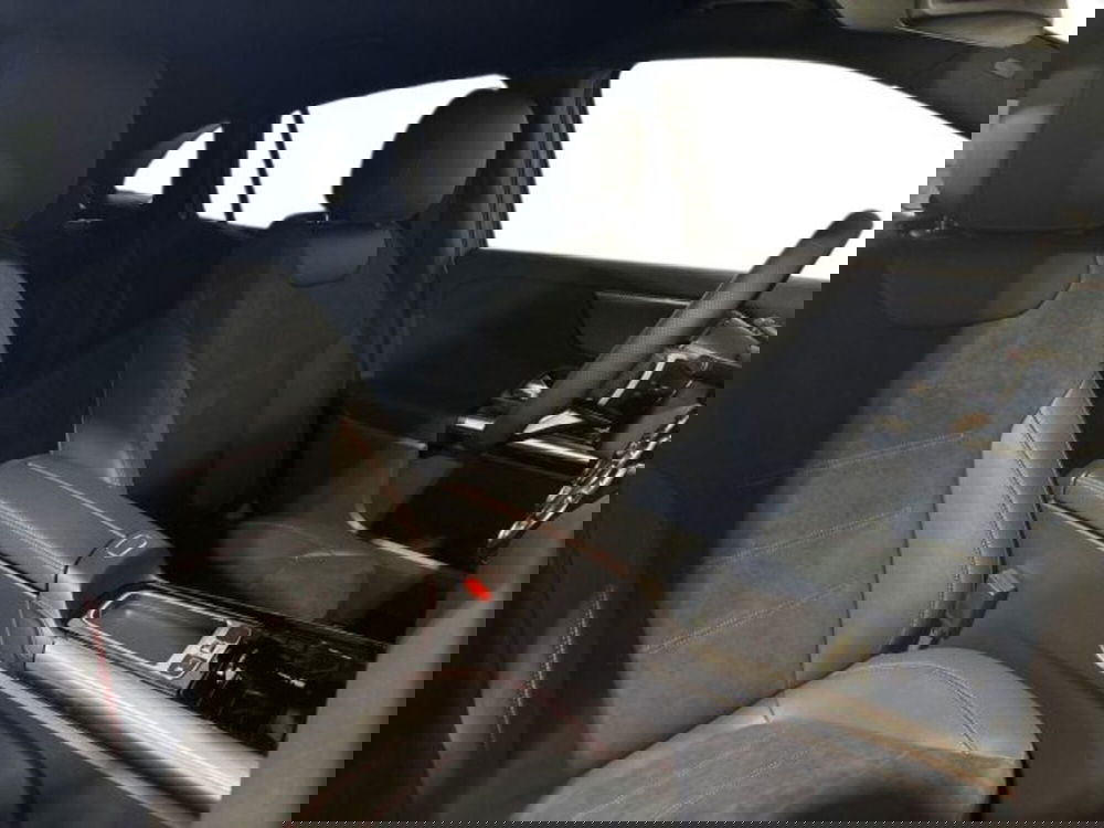 Mercedes-Benz GLA SUV nuova a Bologna (16)