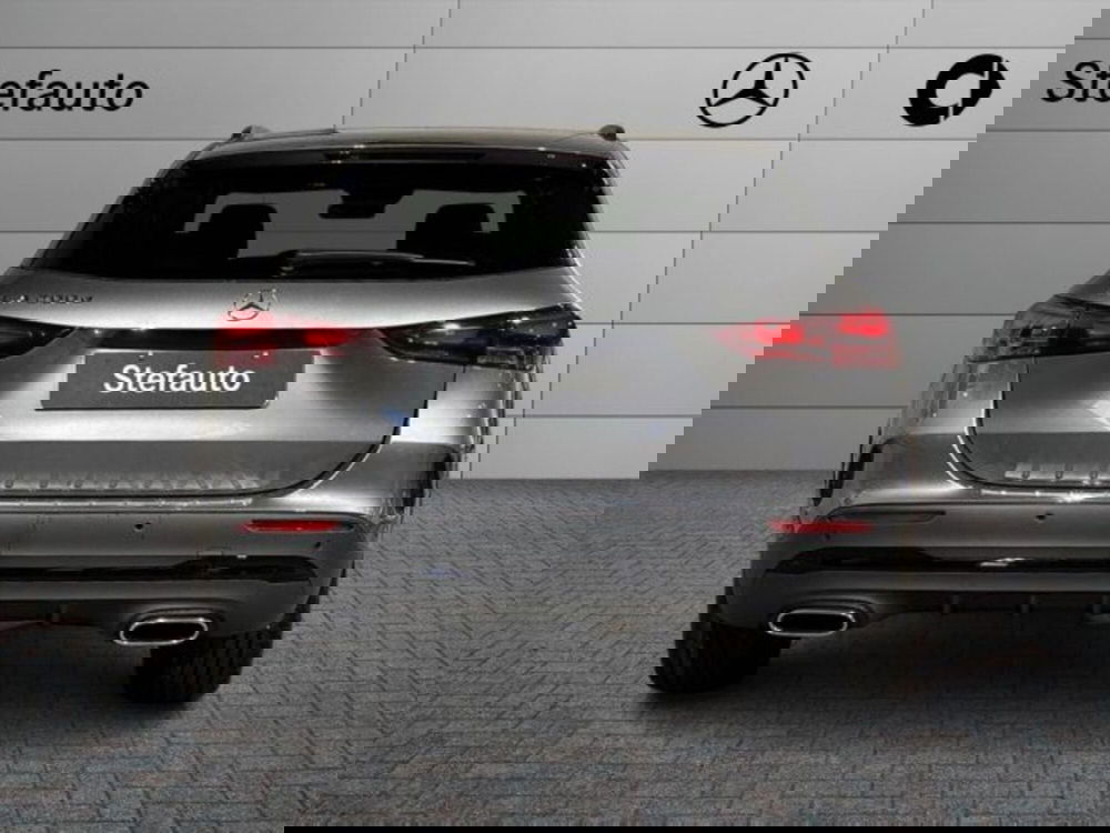 Mercedes-Benz GLA SUV nuova a Bologna (6)
