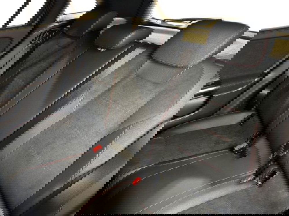 Mercedes-Benz GLA SUV nuova a Bologna (9)