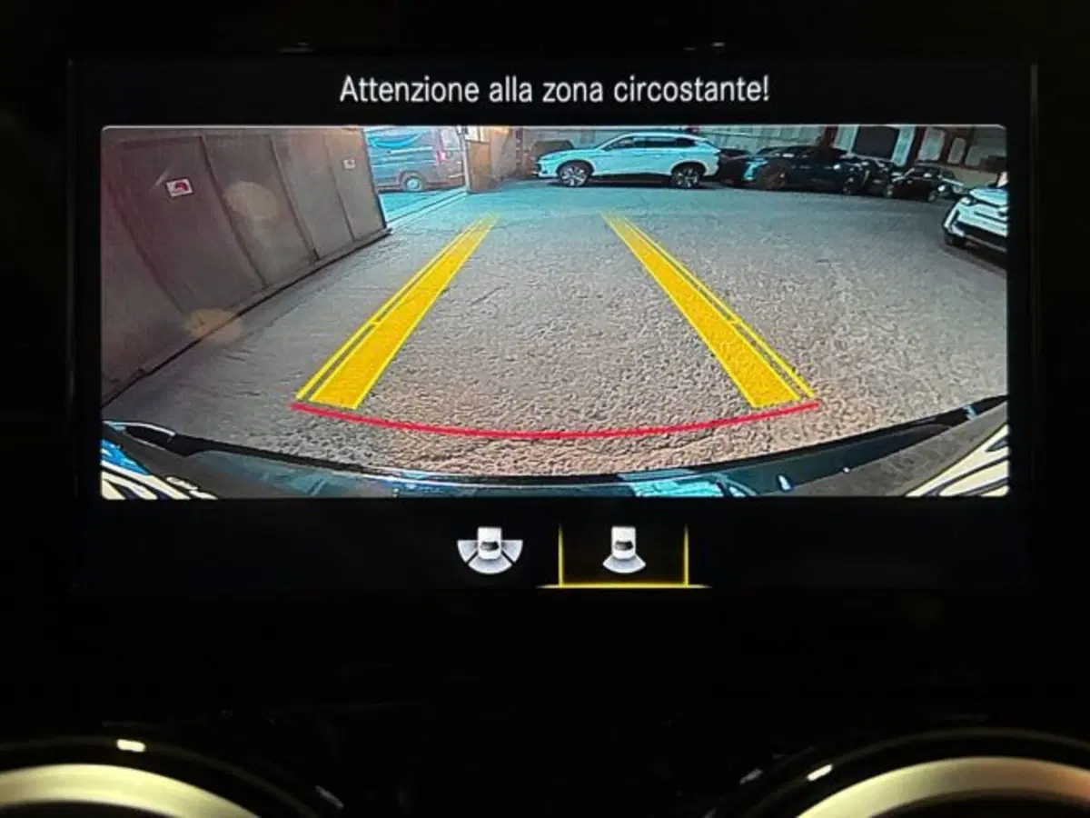 Mercedes-Benz GLB usata a Bologna (9)
