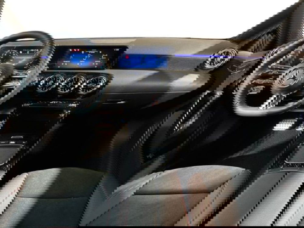 Mercedes-Benz Classe A nuova a Bologna (13)