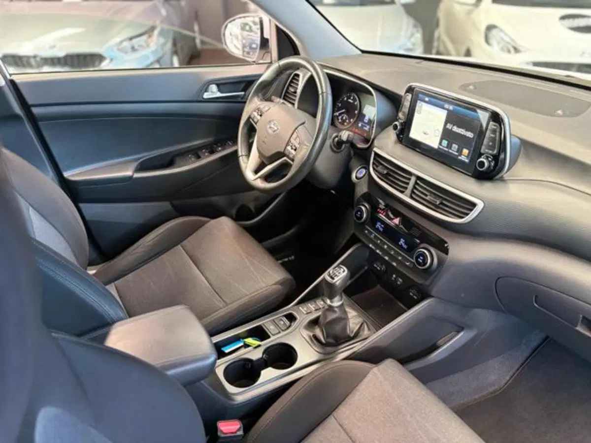 Hyundai Tucson usata a Pesaro-Urbino (11)