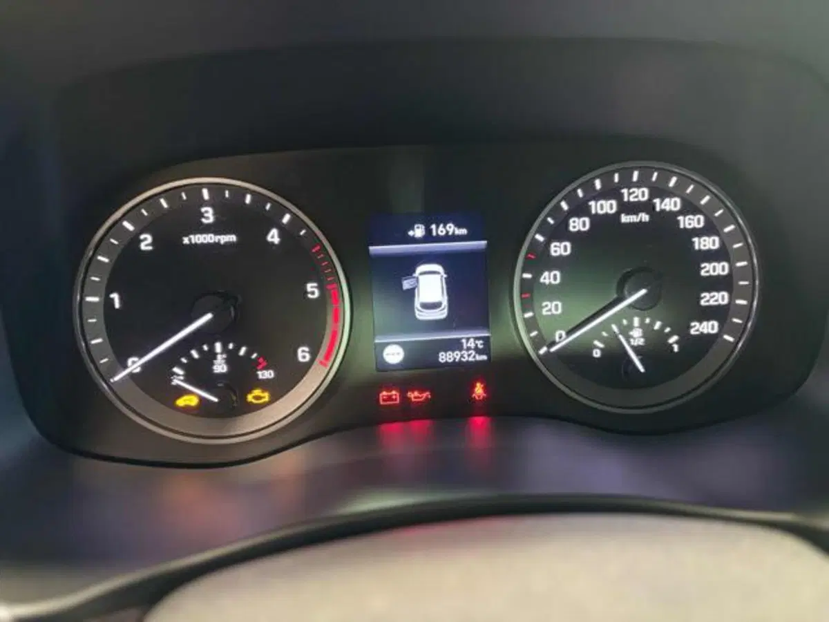 Hyundai Tucson usata a Pesaro-Urbino (7)
