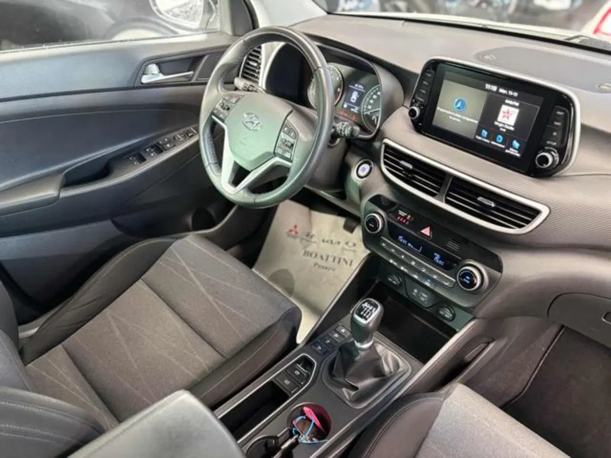Hyundai Tucson usata a Pesaro-Urbino (8)