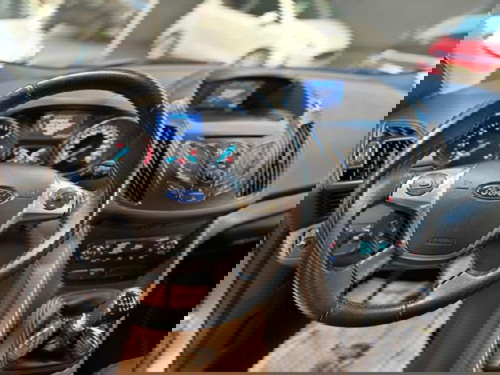 Ford Kuga usata a Pesaro-Urbino (10)