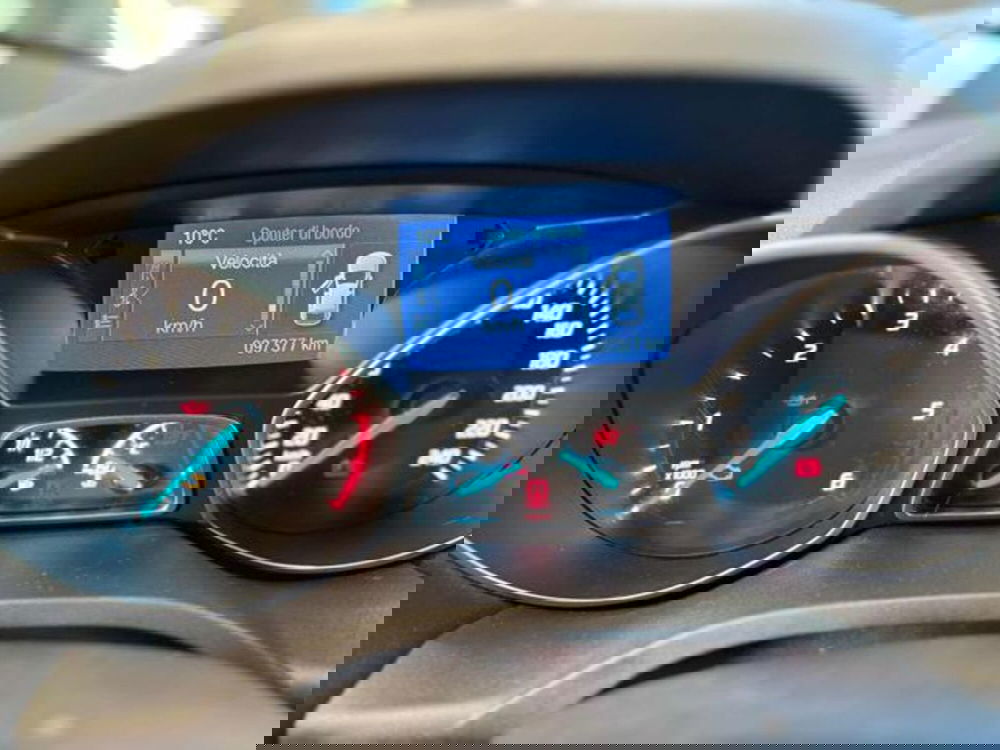 Ford Kuga usata a Pesaro-Urbino (11)