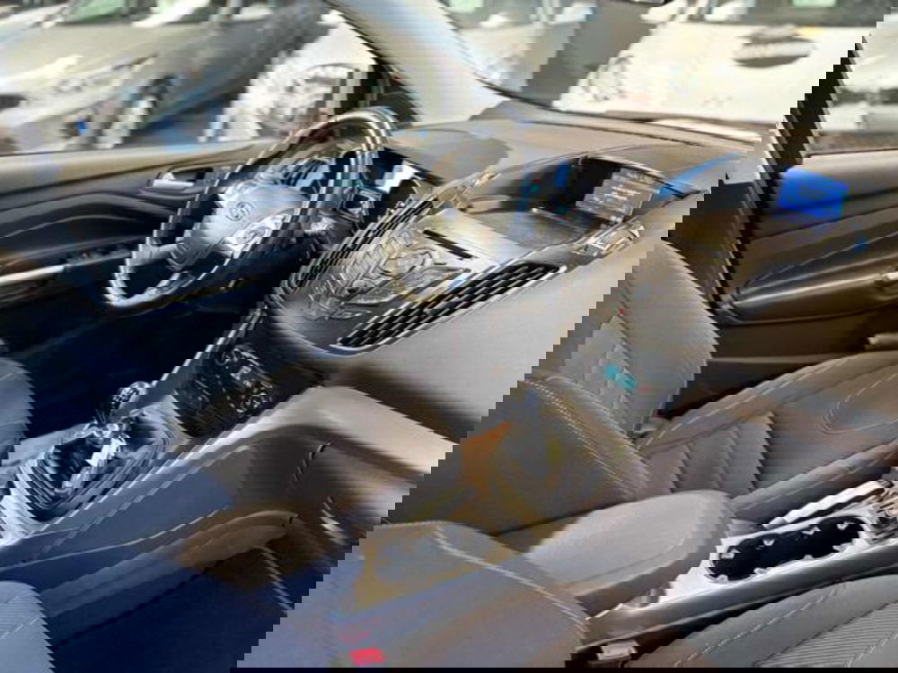 Ford Kuga usata a Pesaro-Urbino (7)