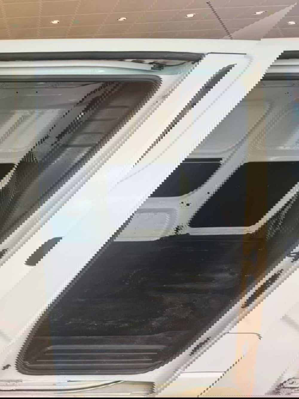 Nissan NV200 usata a Sassari (7)