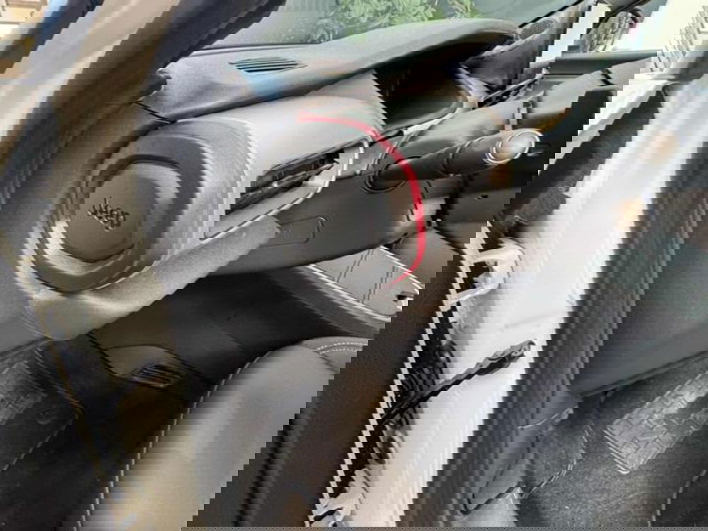 Jeep Avenger usata a Vercelli (17)