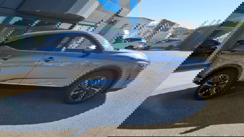 Nissan Qashqai nuova a Lucca (3)