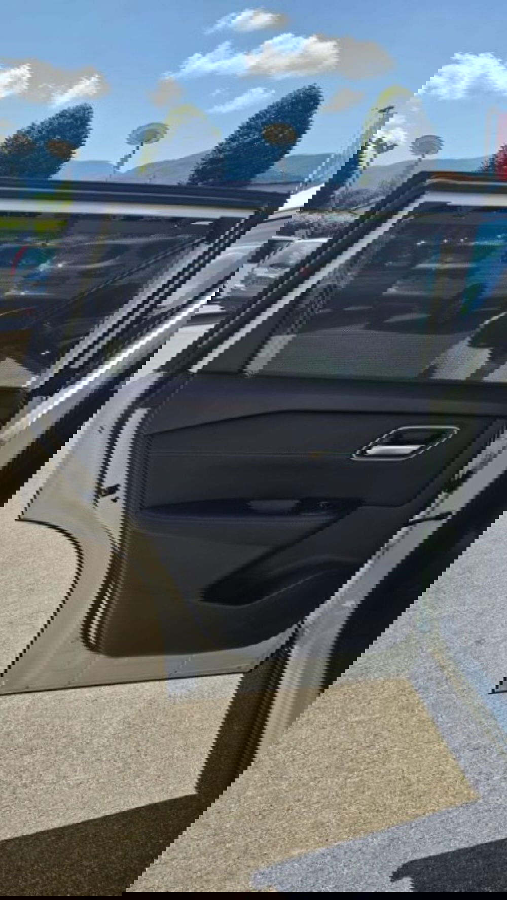 Nissan X-Trail nuova a Lucca (17)