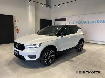 Volvo XC40 D3 Geartronic R-design del 2020 usata a Modugno