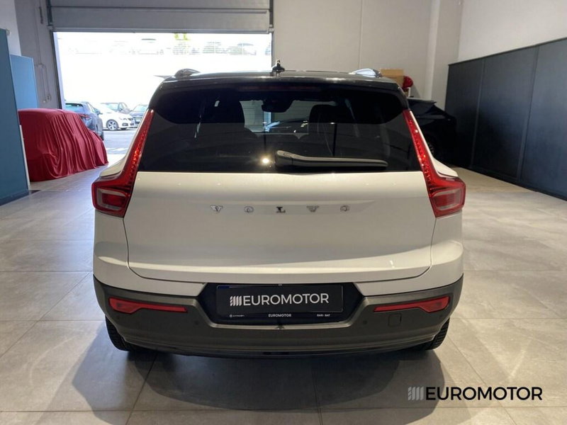 Volvo XC40 usata a Bari (11)