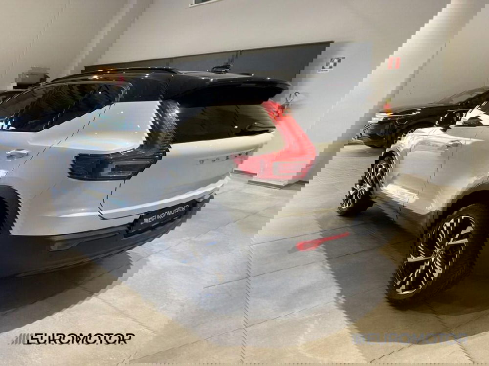 Volvo XC40 usata a Bari (11)