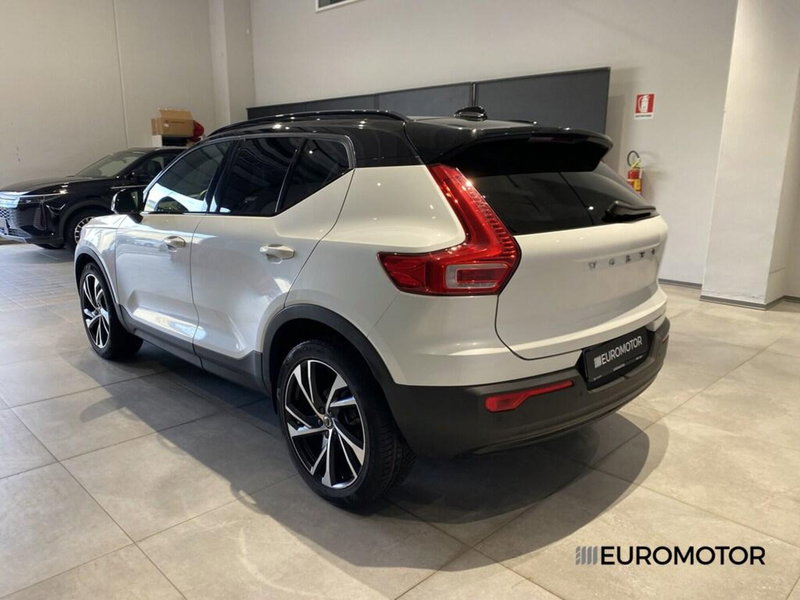 Volvo XC40 usata a Bari (12)