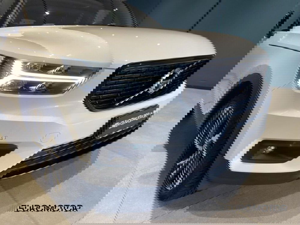 Volvo XC40 usata a Bari (4)